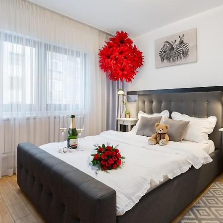 Happy Bubble I Timpuri Noi 1Br Apt 4 Ppl Бухарест Экстерьер фото