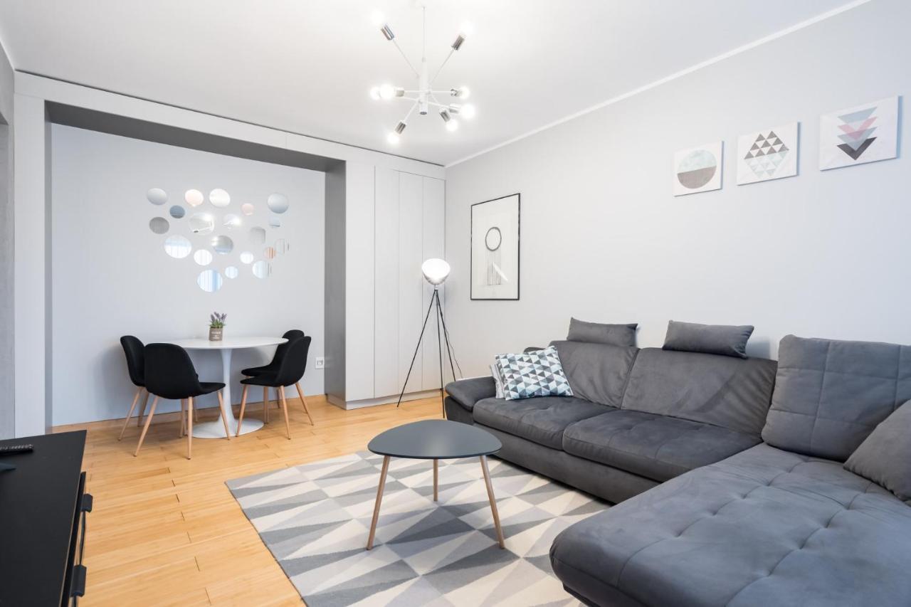 Happy Bubble I Timpuri Noi 1Br Apt 4 Ppl Бухарест Экстерьер фото