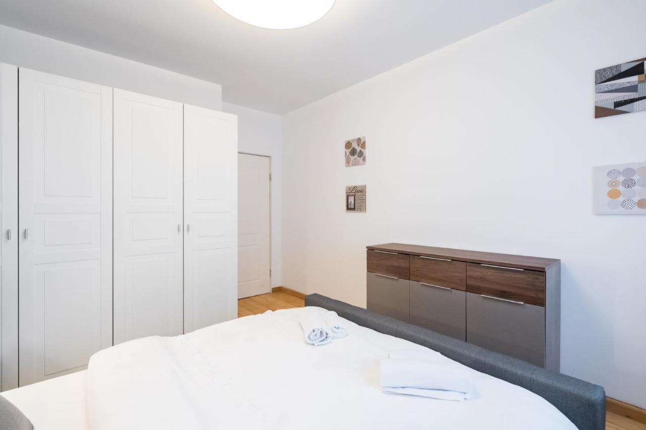 Happy Bubble I Timpuri Noi 1Br Apt 4 Ppl Бухарест Экстерьер фото